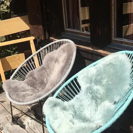 Mazot Ein Umgebauter Alter Kornspeicher * Verbier